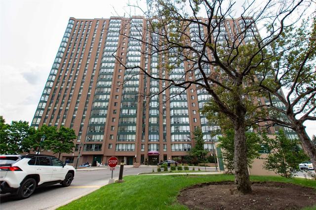 1013 - 155 Hillcrest Ave, Condo with 2 bedrooms, 2 bathrooms and 1 parking in Mississauga ON | Image 12