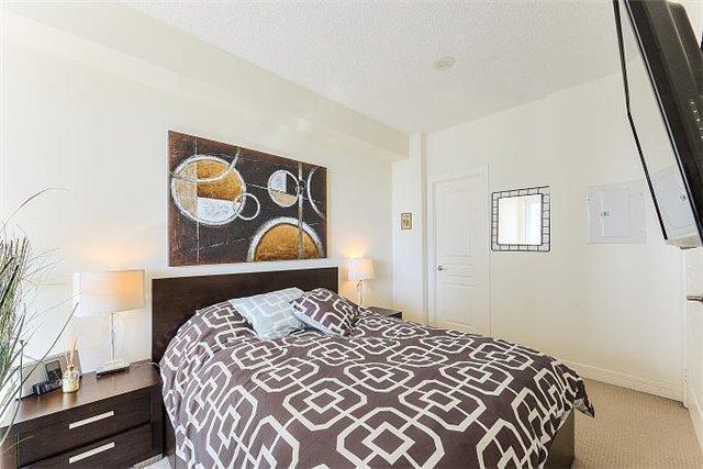 Lph 10 - 1 Avondale Ave, Condo with 1 bedrooms, 2 bathrooms and 1 parking in Toronto ON | Image 12