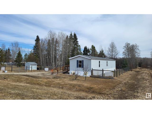 4901 50 St, House other with 3 bedrooms, 2 bathrooms and null parking in Brazeau County AB | Image 40