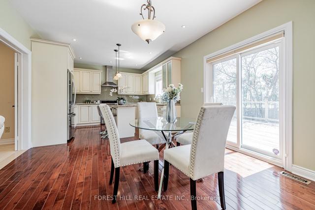 31 Garnier Crt, House detached with 4 bedrooms, 4 bathrooms and 4 parking in Toronto ON | Image 4
