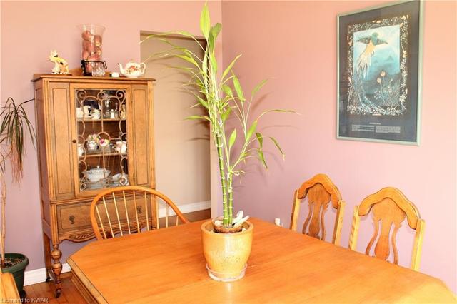 19110 Blue Water Avenue Avenue W, House detached with 3 bedrooms, 2 bathrooms and 8 parking in Lakeshore ON | Image 12