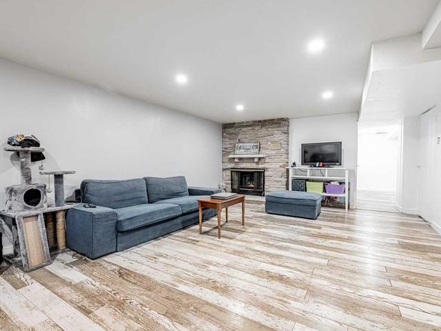 112 Sylvan Ave, House detached with 3 bedrooms, 3 bathrooms and 8 parking in Toronto ON | Image 11