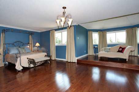 3634 Baird Crt, House detached with 4 bedrooms, 3 bathrooms and 4 parking in Mississauga ON | Image 7