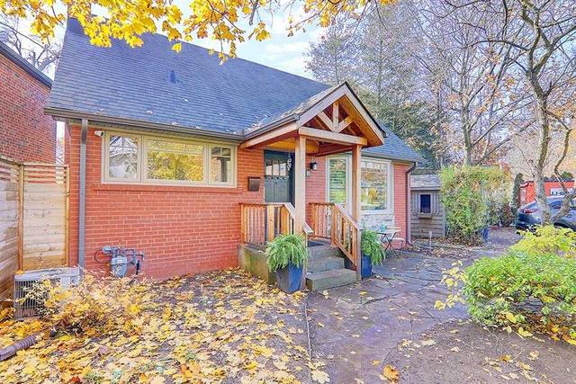 8 Thirty First St, House detached with 3 bedrooms, 2 bathrooms and 2 parking in Toronto ON | Image 12