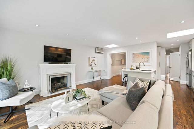 409 Castlefield Ave, House detached with 3 bedrooms, 3 bathrooms and 2 parking in Toronto ON | Image 11