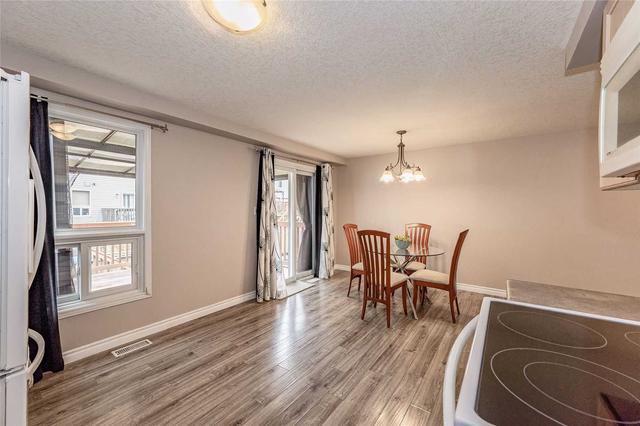 9 Snowdrop Cres, House attached with 3 bedrooms, 3 bathrooms and 3 parking in Kitchener ON | Image 5