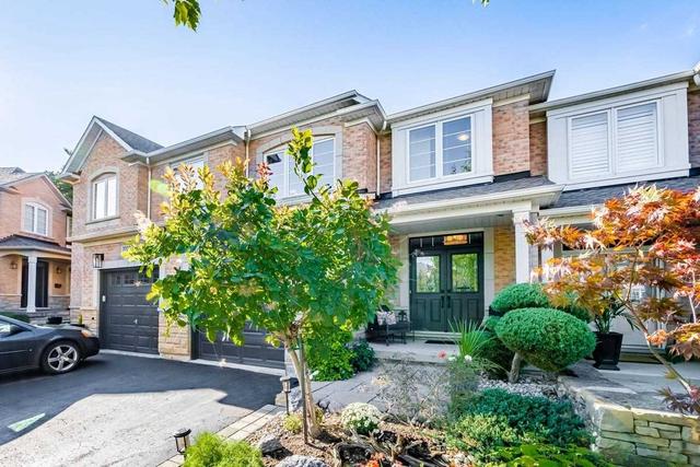 2232 Emily Circ, House attached with 3 bedrooms, 4 bathrooms and 2 parking in Oakville ON | Card Image