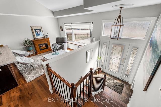 114 County Rd 4, House detached with 2 bedrooms, 2 bathrooms and 7 parking in Douro Dummer ON | Image 2