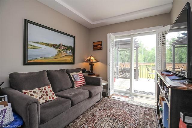 8995 Beachwood Road, House detached with 3 bedrooms, 2 bathrooms and 10 parking in Wasaga Beach ON | Image 21