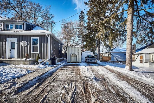 7 Simcoe St, House detached with 3 bedrooms, 1 bathrooms and 3 parking in Kawartha Lakes ON | Image 27