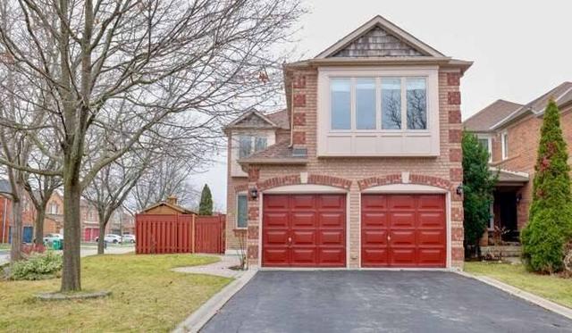 3246 Fanleaf Dr, House detached with 4 bedrooms, 4 bathrooms and 6 parking in Mississauga ON | Card Image