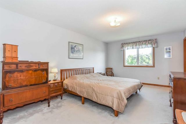 5731 Seventh Line, House detached with 3 bedrooms, 2 bathrooms and 5 parking in Guelph/Eramosa ON | Image 17