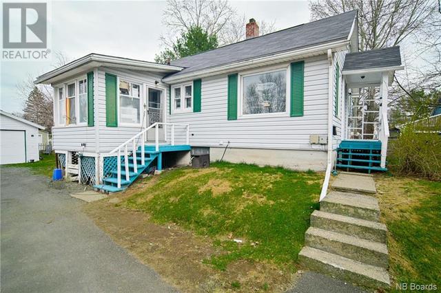 212 St Andrews Drive, House detached with 2 bedrooms, 1 bathrooms and null parking in Fredericton NB | Image 17
