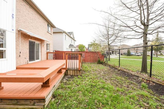 3 Milkweed Cres, House detached with 4 bedrooms, 4 bathrooms and 4 parking in Brampton ON | Image 28