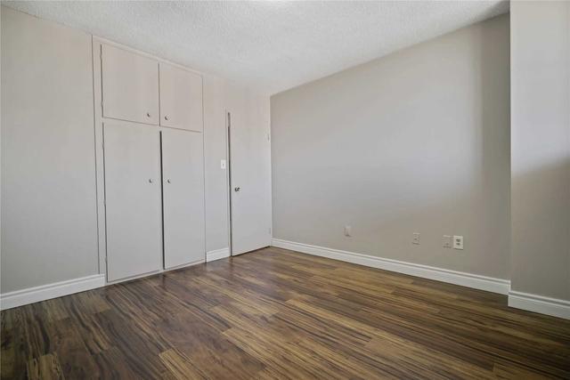 1907 - 340 Dixon Rd, Condo with 3 bedrooms, 2 bathrooms and 1 parking in Toronto ON | Image 17