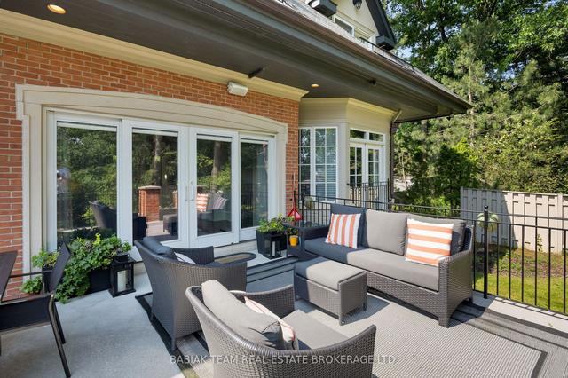8 Country Club Dr, House detached with 6 bedrooms, 7 bathrooms and 9 parking in Toronto ON | Image 31