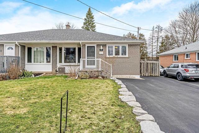 81 Raylawn Cres, House semidetached with 3 bedrooms, 2 bathrooms and 4 parking in Halton Hills ON | Image 1