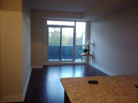 508 - 520 Steeles Ave W, Condo with 1 bedrooms, 2 bathrooms and 1 parking in Vaughan ON | Image 4