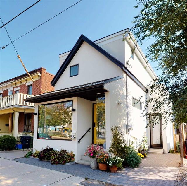 35 Annette St, House detached with 2 bedrooms, 3 bathrooms and 0 parking in Toronto ON | Image 1