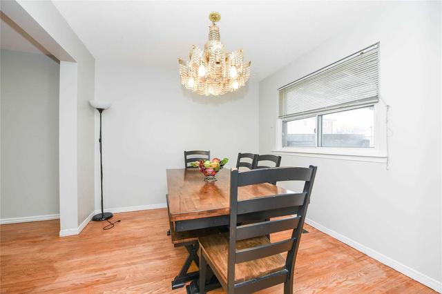 7163 Darcel Ave, House semidetached with 4 bedrooms, 3 bathrooms and 4 parking in Mississauga ON | Image 23