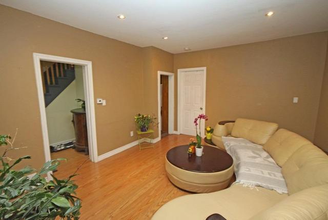 75 Ritson Rd N, House detached with 5 bedrooms, 2 bathrooms and 4 parking in Oshawa ON | Image 18