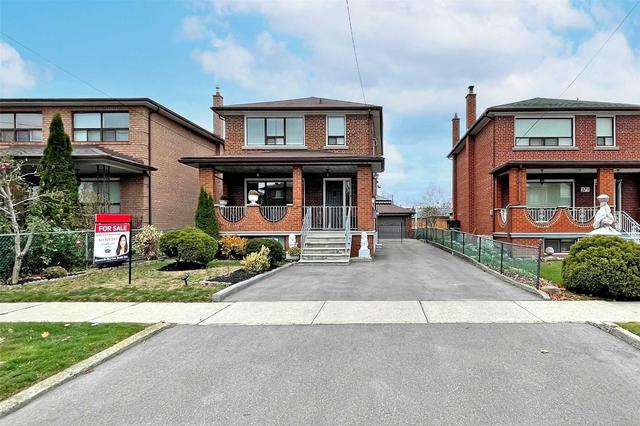 369 Hillmount Ave, House detached with 4 bedrooms, 3 bathrooms and 6 parking in Toronto ON | Image 12