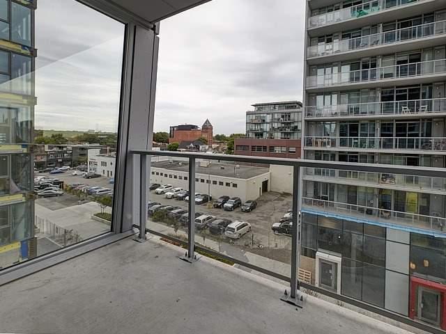 401 - 15 Baseball Pl, Condo with 2 bedrooms, 2 bathrooms and 1 parking in Toronto ON | Image 5