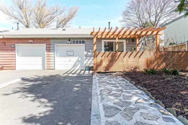 2039 Millway Gate, House semidetached with 3 bedrooms, 2 bathrooms and 3 parking in Mississauga ON | Image 12