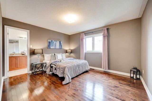 202 Aspenwood Dr, House detached with 4 bedrooms, 4 bathrooms and 6 parking in Newmarket ON | Image 20
