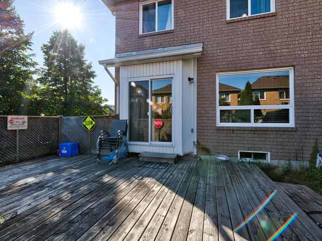 1 Kenwood Dr S, Townhouse with 3 bedrooms, 3 bathrooms and 2 parking in Brampton ON | Image 11