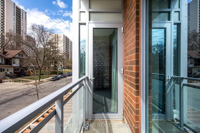 107 - 1830 Bloor St W, Townhouse with 2 bedrooms, 3 bathrooms and 1 parking in Toronto ON | Image 24