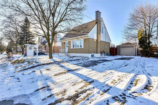 78 Mccaul St, House detached with 3 bedrooms, 2 bathrooms and 5 parking in Brampton ON | Image 12