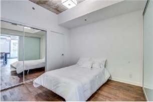 404 - 15 Beverley St, Condo with 2 bedrooms, 2 bathrooms and null parking in Toronto ON | Image 7