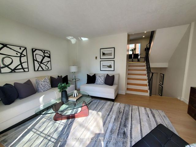 70 Stanley Terr, House attached with 3 bedrooms, 2 bathrooms and 2 parking in Toronto ON | Image 36