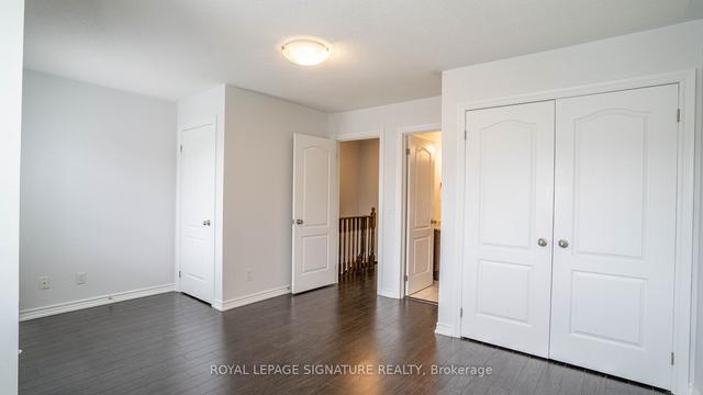 8 Bakewell St, Townhouse with 3 bedrooms, 3 bathrooms and 2 parking in Brampton ON | Image 9