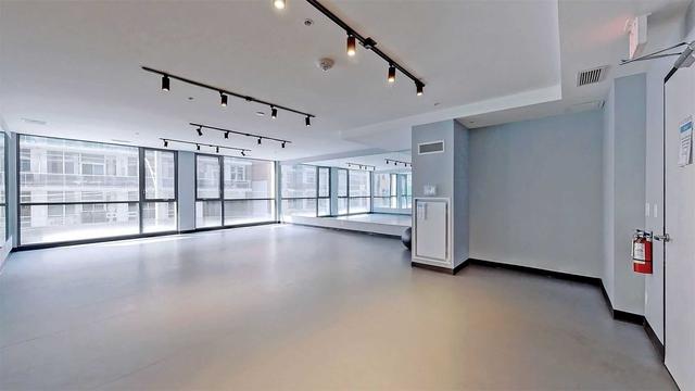 415 - 39 Brant St, Condo with 2 bedrooms, 1 bathrooms and 0 parking in Toronto ON | Image 20