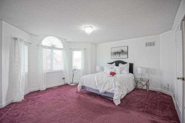 84 Hepburn St, House detached with 4 bedrooms, 4 bathrooms and 5 parking in Markham ON | Image 14