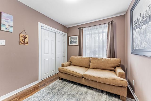 87 Merryfield Dr, House detached with 4 bedrooms, 2 bathrooms and 3 parking in Toronto ON | Image 11