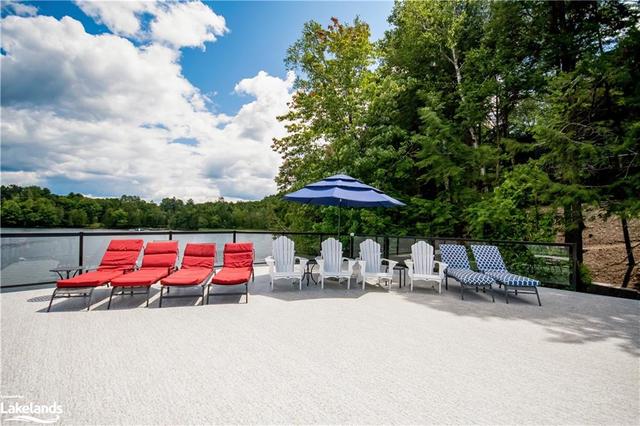 1 - 1336 Fox Point Road, House detached with 4 bedrooms, 4 bathrooms and 8 parking in Lake of Bays ON | Image 4