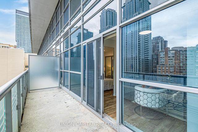 917 - 386 Yonge St, Condo with 1 bedrooms, 1 bathrooms and 0 parking in Toronto ON | Image 32
