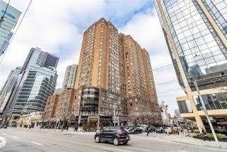 1704 - 633 Bay St, Condo with 2 bedrooms, 2 bathrooms and 0 parking in Toronto ON | Image 1