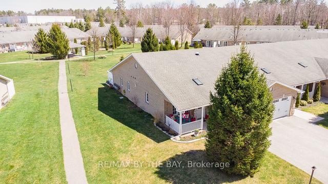 134 Meadow Lane, House attached with 2 bedrooms, 2 bathrooms and 2 parking in Wasaga Beach ON | Image 32