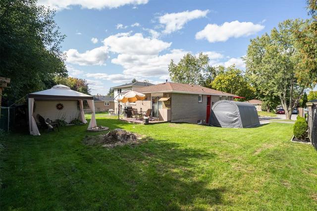 762 Greenfield Cres, House detached with 3 bedrooms, 2 bathrooms and 5 parking in Newmarket ON | Image 28