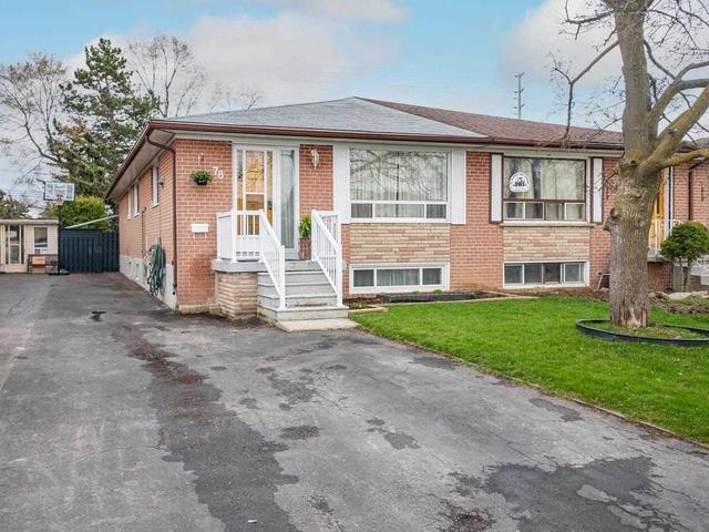 78 Kingsmere Cres, House semidetached with 4 bedrooms, 2 bathrooms and 6 parking in Brampton ON | Image 12