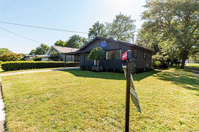 7381 Jordan Ave, House detached with 3 bedrooms, 1 bathrooms and 3 parking in Niagara Falls ON | Image 20