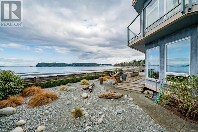 1300 Seaview Pl, House detached with 3 bedrooms, 3 bathrooms and 2 parking in Nanaimo BC | Image 37