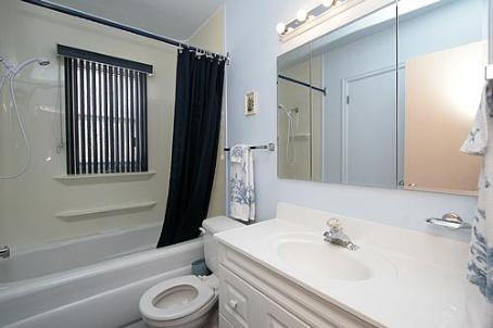 1167 Mineola Gdns, House detached with 2 bedrooms, 2 bathrooms and 4 parking in Mississauga ON | Image 7