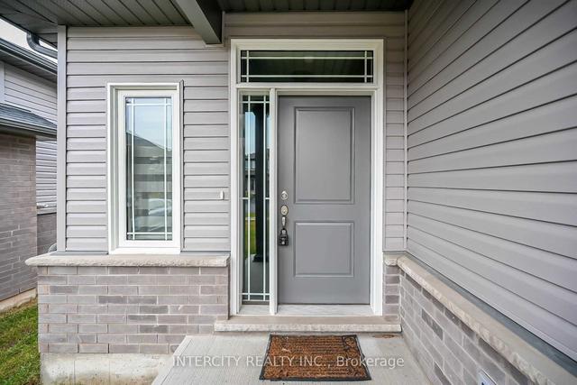 11 Tucker St, House detached with 3 bedrooms, 2 bathrooms and 4 parking in Thorold ON | Image 12
