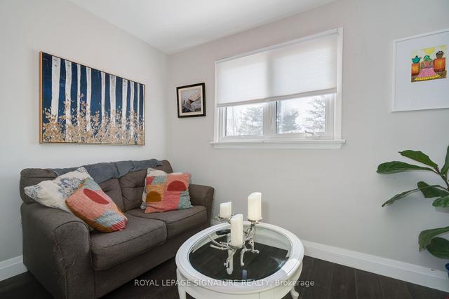 25 Scarborough Heights Blvd, House detached with 3 bedrooms, 2 bathrooms and 3 parking in Toronto ON | Image 6