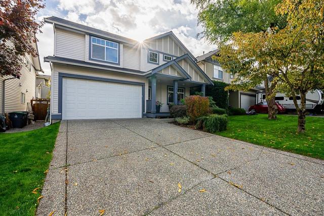 14920 58a Avenue, House detached with 4 bedrooms, 3 bathrooms and 6 parking in Surrey BC | Image 2